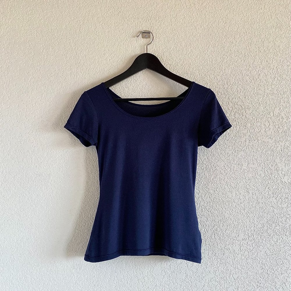 Dark Blue Round, Low-Neck Tee